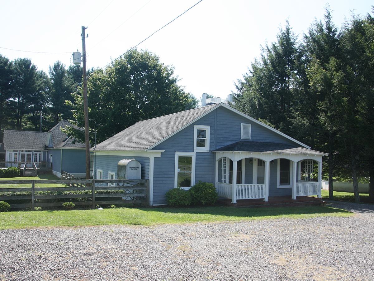 For Sale Historic 6 100 SF Victorian Manor Home 2 Guest 